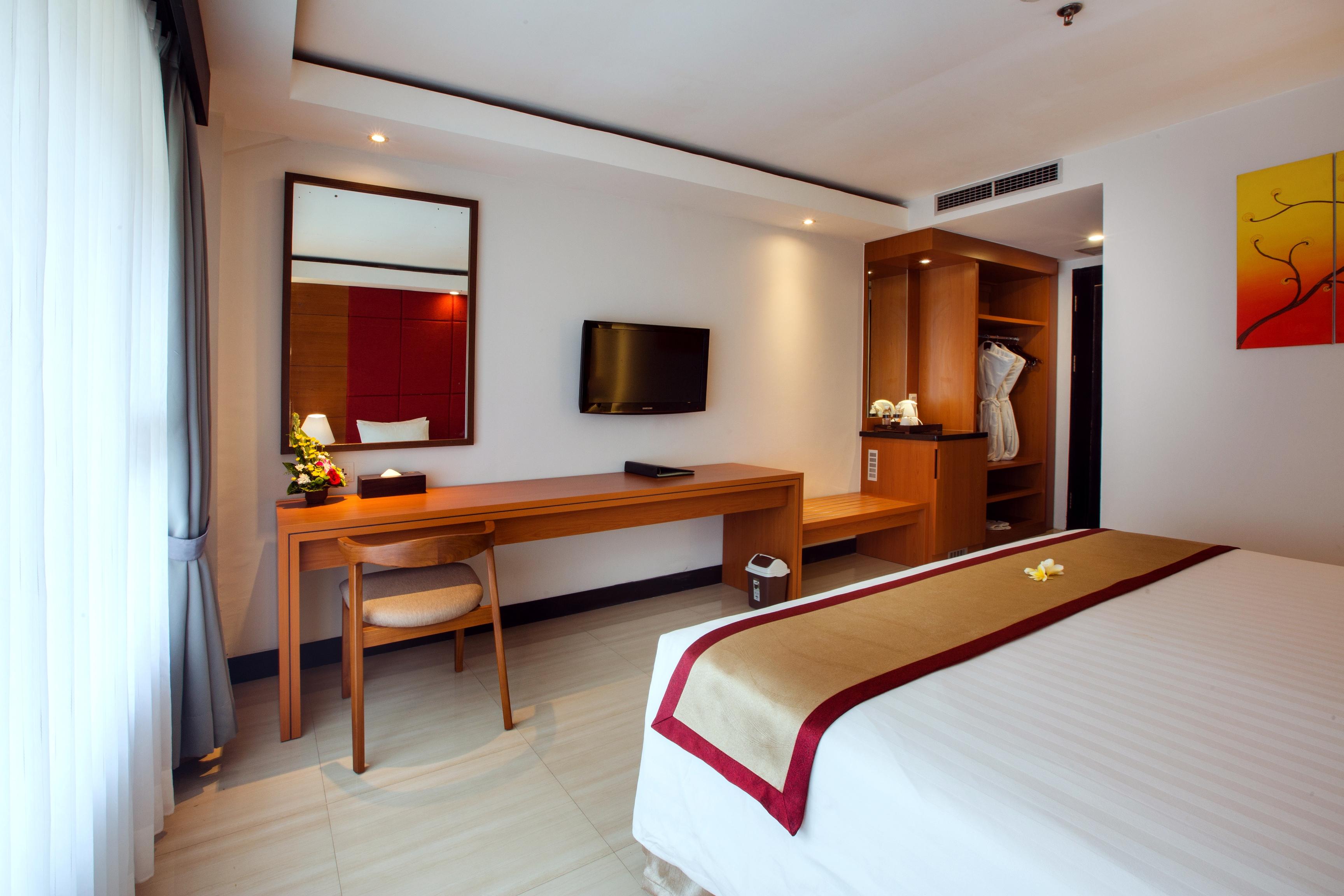 Royal Regantris Kuta Resort 4*